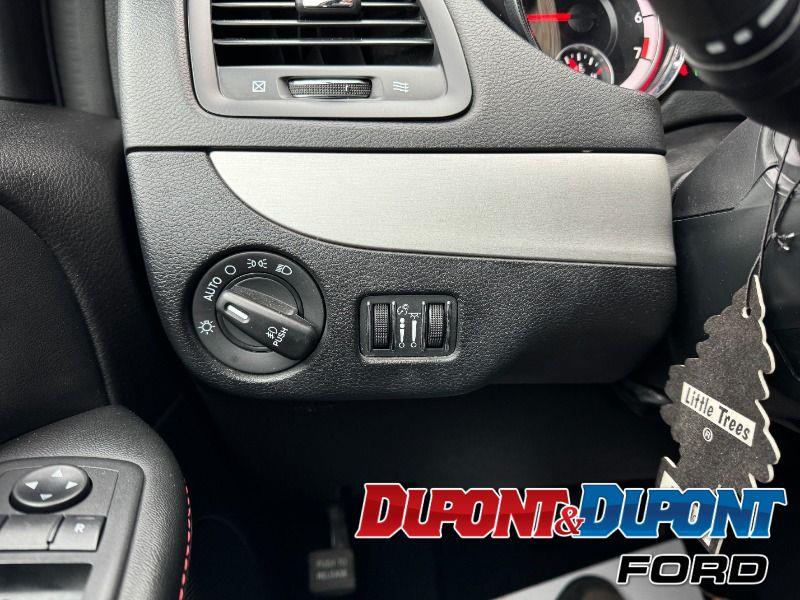 Dodge Grand Caravan 23