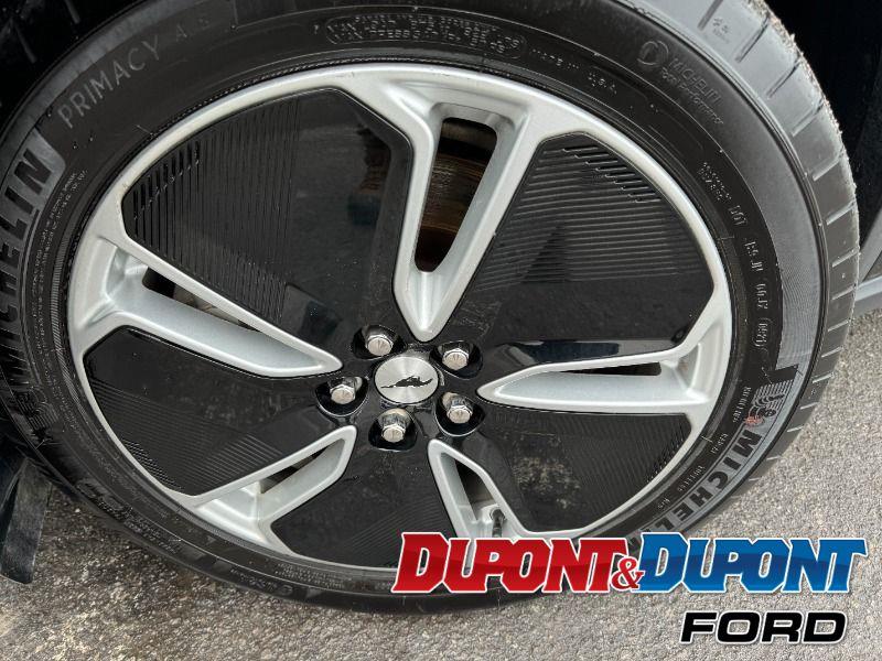 Ford Mustang Mach-e 8