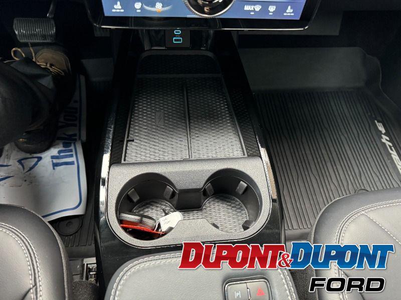 Ford Mustang Mach-e 33