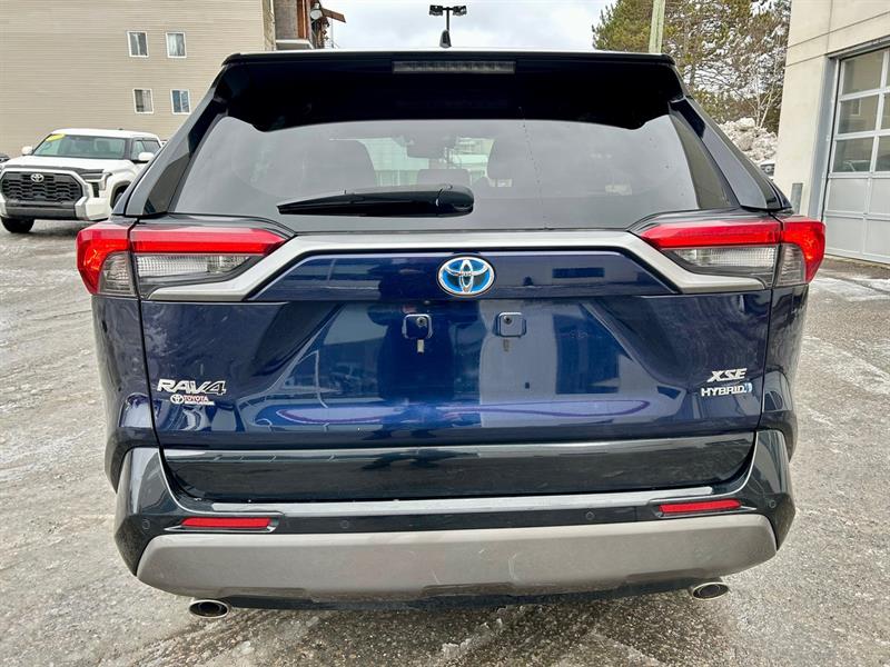 Toyota RAV4 6