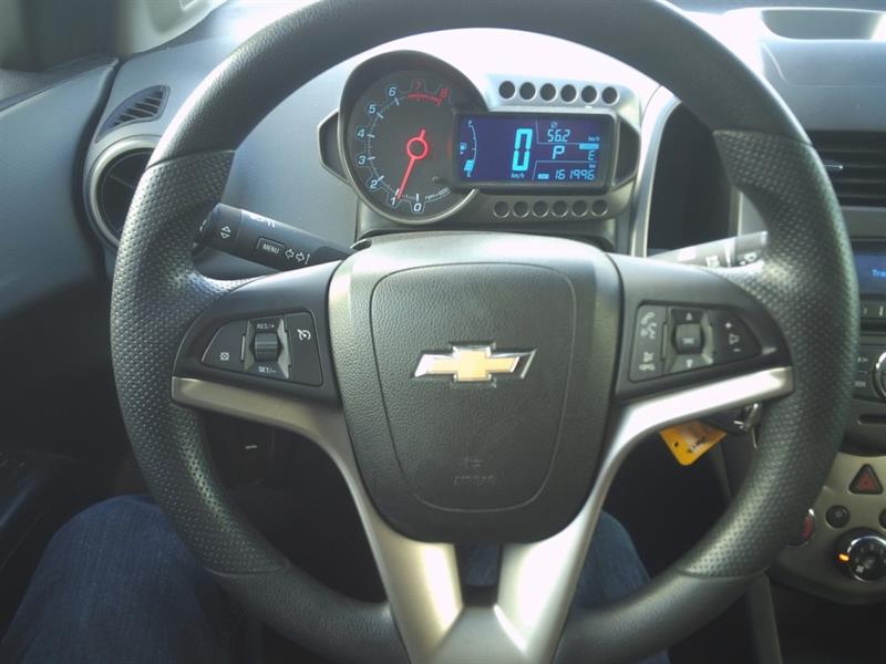 Chevrolet Sonic 9