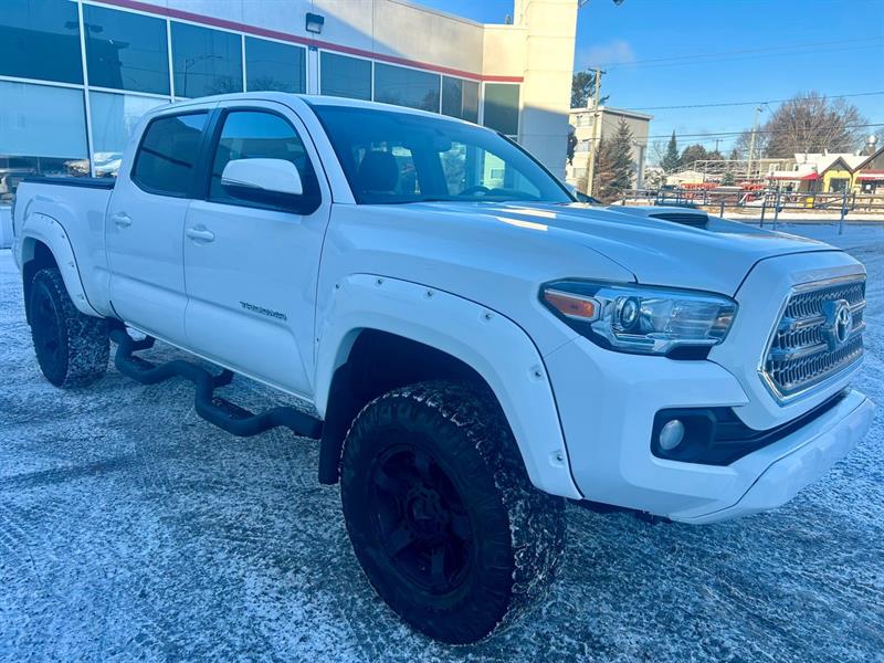 Toyota Tacoma 3