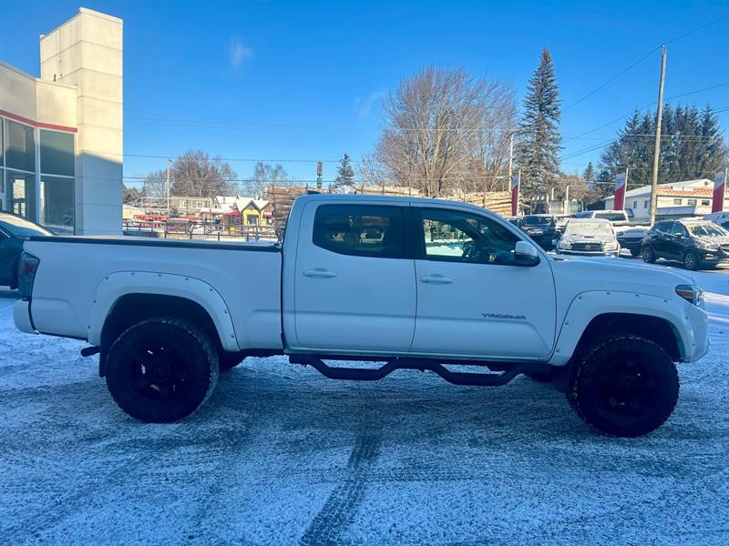 Toyota Tacoma 4