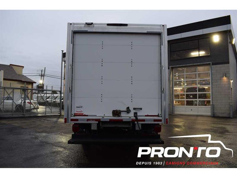 Ford Transit 7