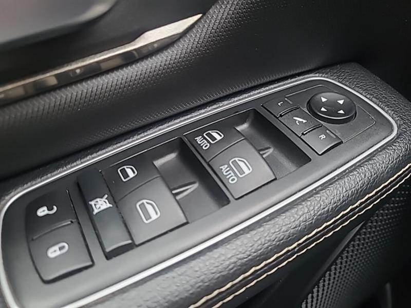 2020 Ram 1500 - Image 15