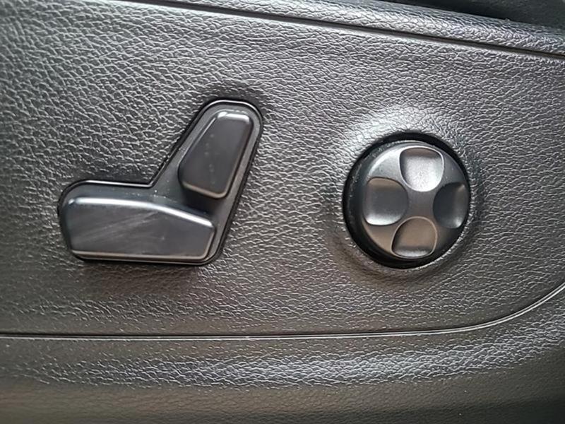 2020 Ram 1500 - Image 16