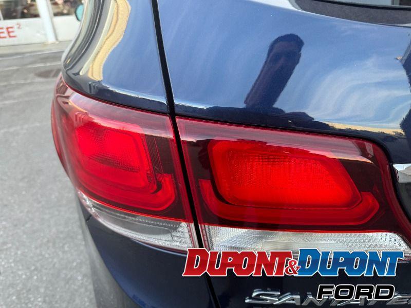 Hyundai Santa Fe XL 11