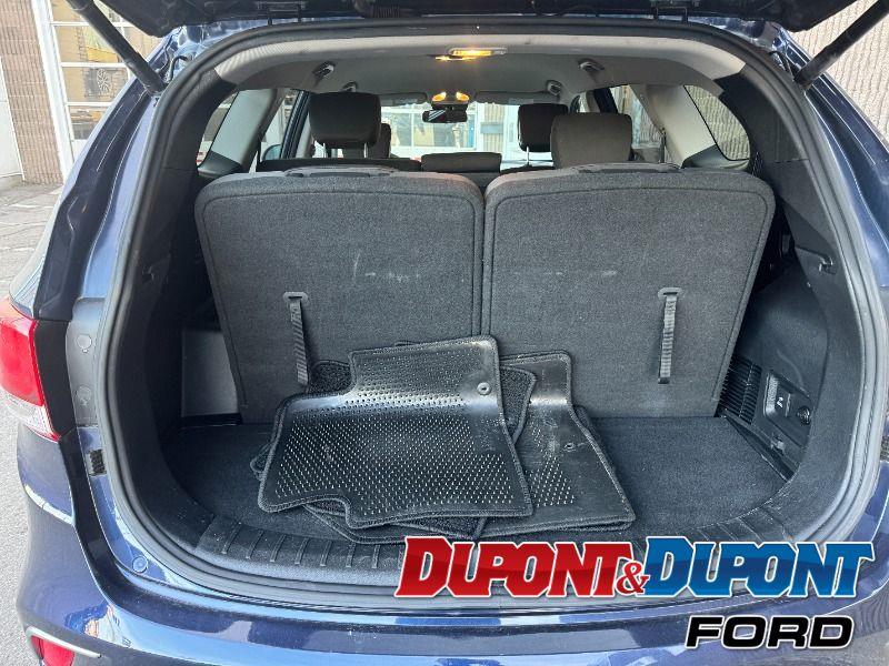 Hyundai Santa Fe XL 22