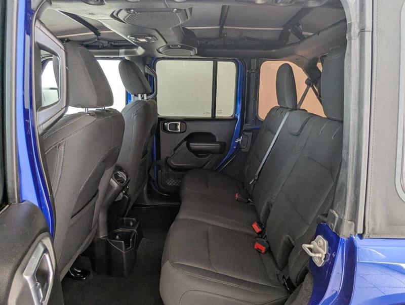 jeep Wrangler 4 Door 2018 - 12