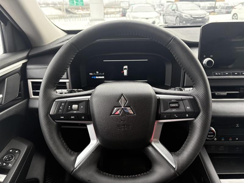 Mitsubishi Outlander 15