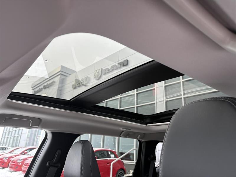 Mitsubishi Outlander 23