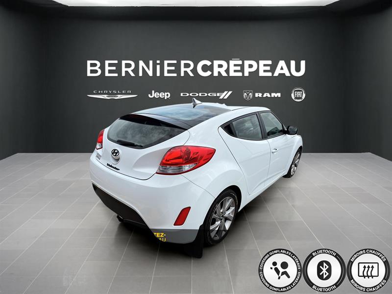 Hyundai Veloster 5