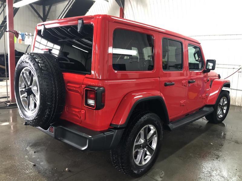 Used Jeep Wrangler 2019 for sale in SaintHyacinthe, Quebec 12745769
