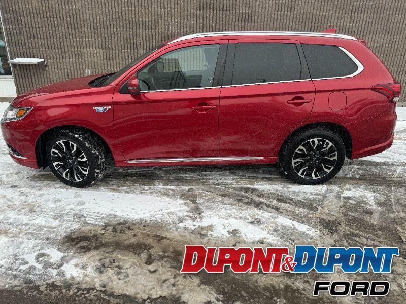 Mitsubishi Outlander 2