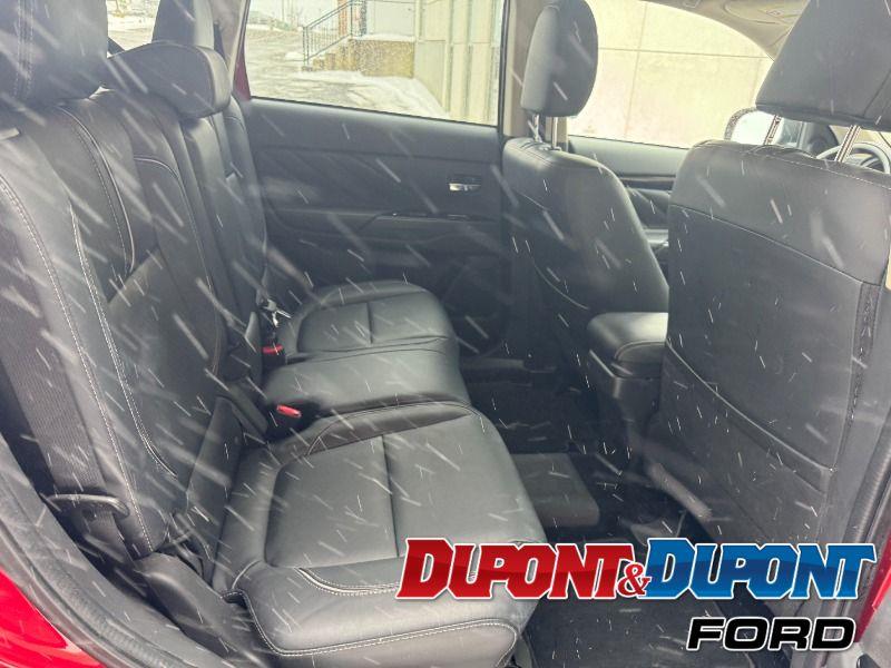 Mitsubishi Outlander 25