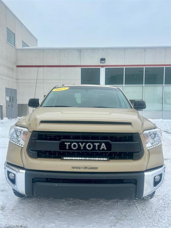 Toyota Tundra 2
