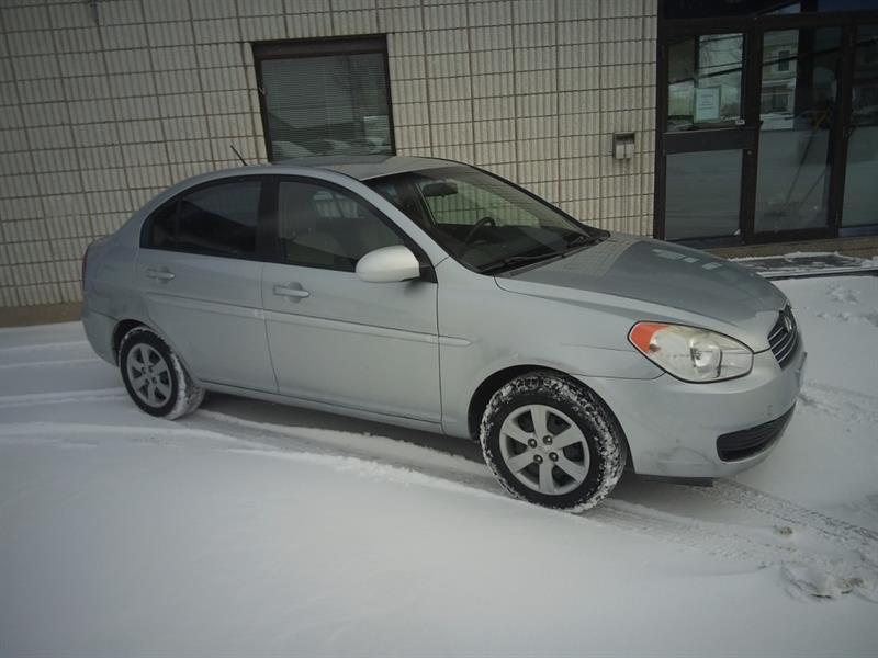 Hyundai Accent 2
