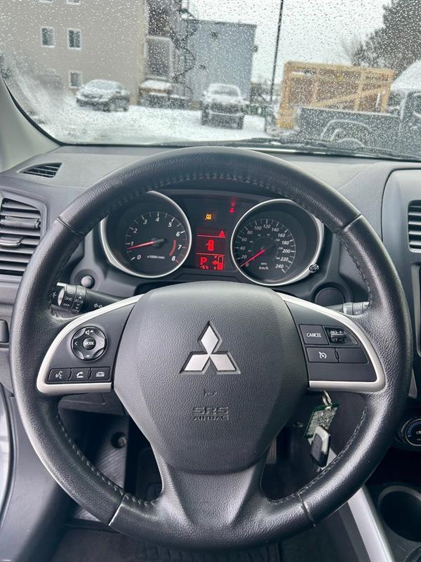Mitsubishi RVR 14