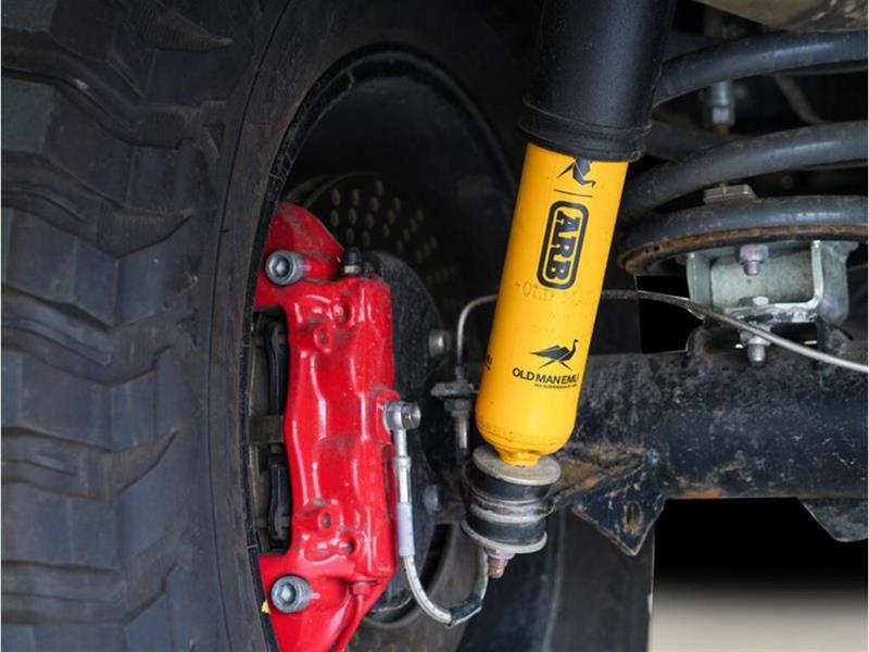 Land Rover Defender 34