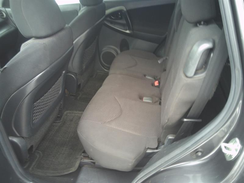 Toyota RAV4 16