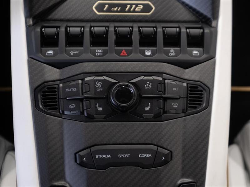 Lamborghini Countach 23