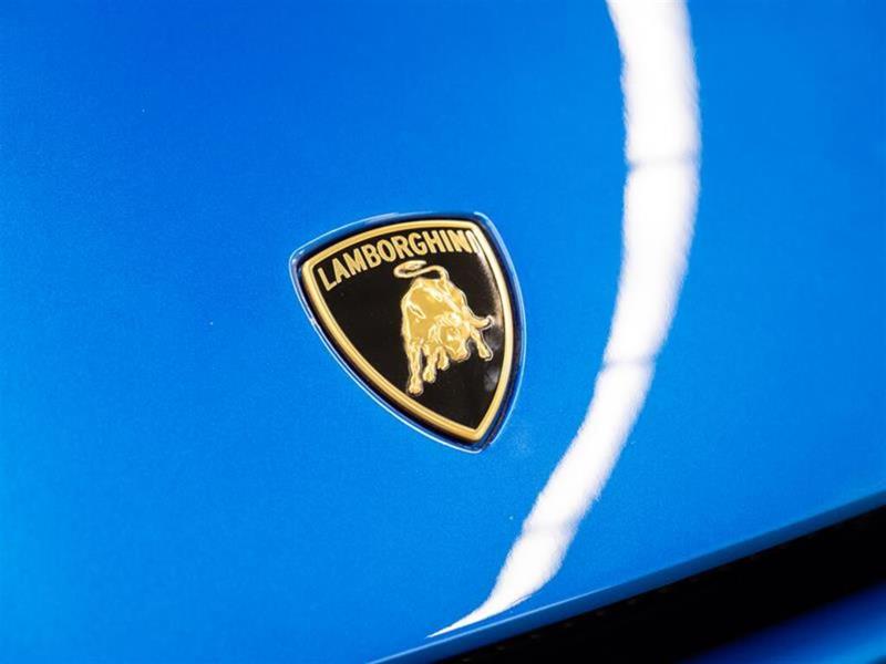 Lamborghini Countach 35