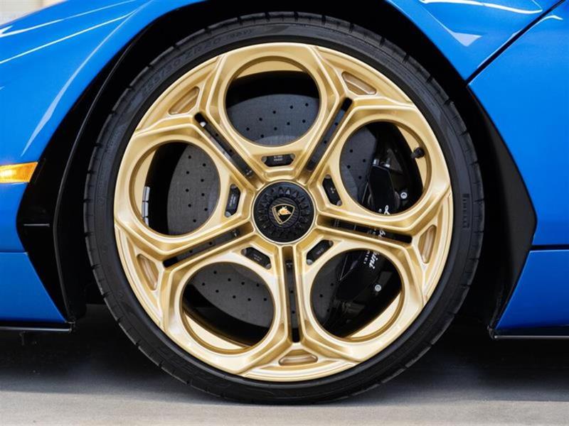 Lamborghini Countach 36