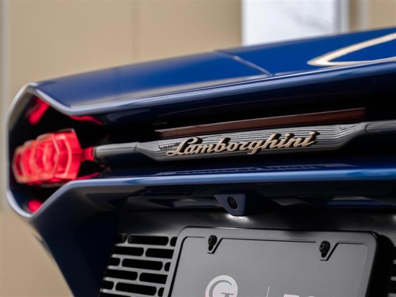 Lamborghini Countach 41