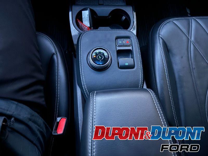 Ford Mustang Mach-e 32