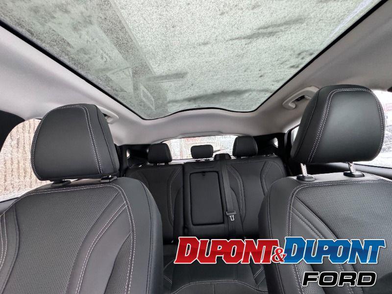 Ford Mustang Mach-e 32