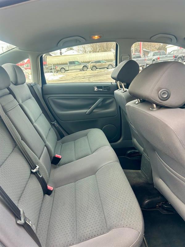 Volkswagen Passat 11