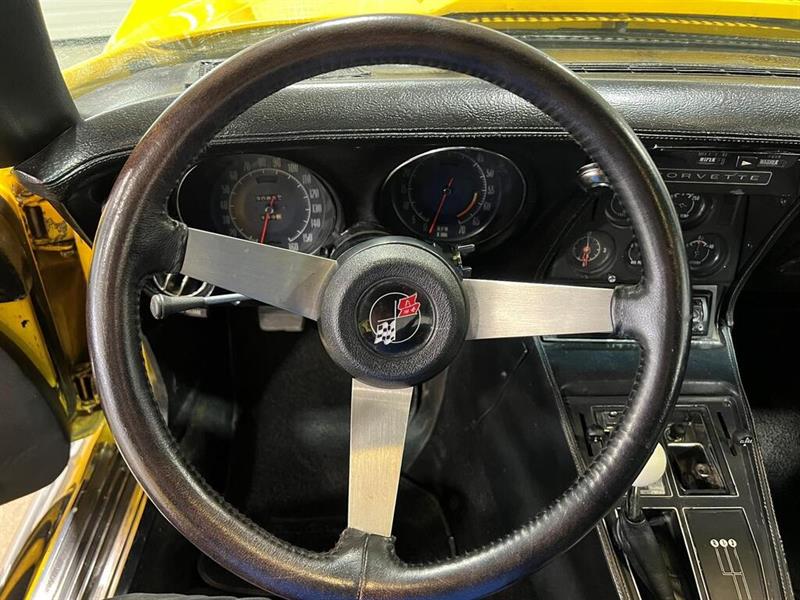 Chevrolet Corvette 16