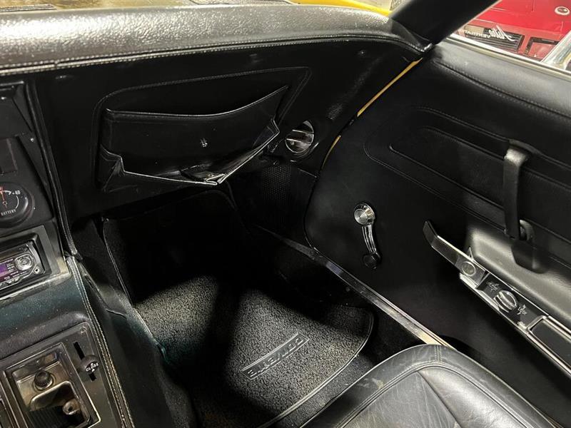 Chevrolet Corvette 19