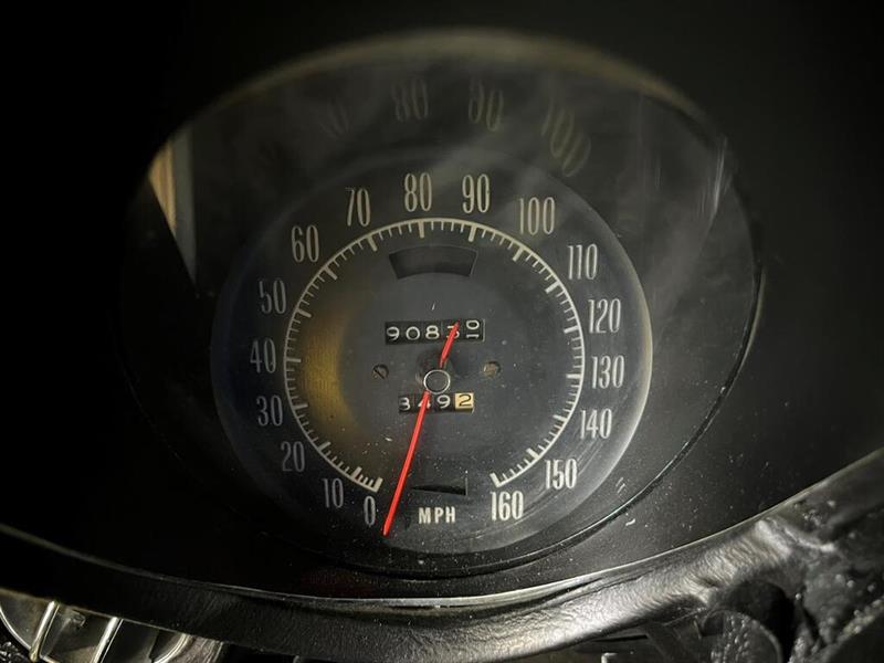 Chevrolet Corvette 20