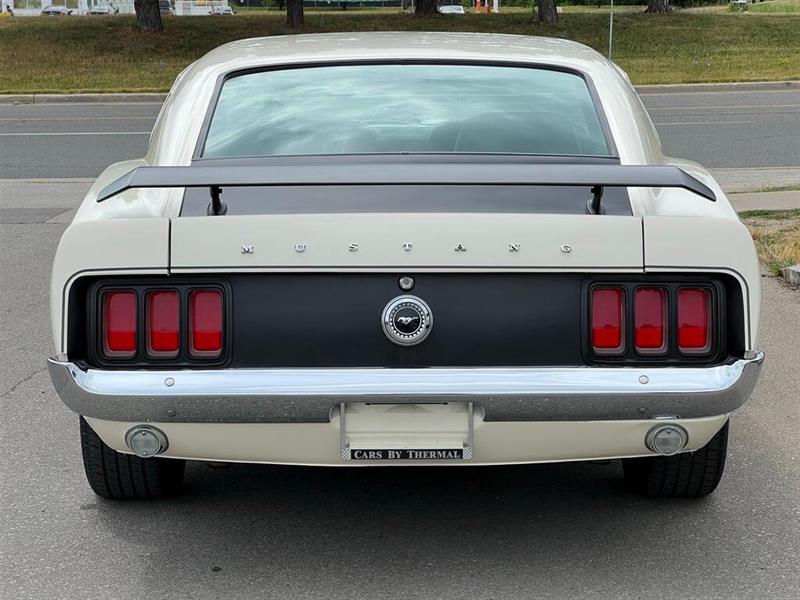 Ford Mustang 7