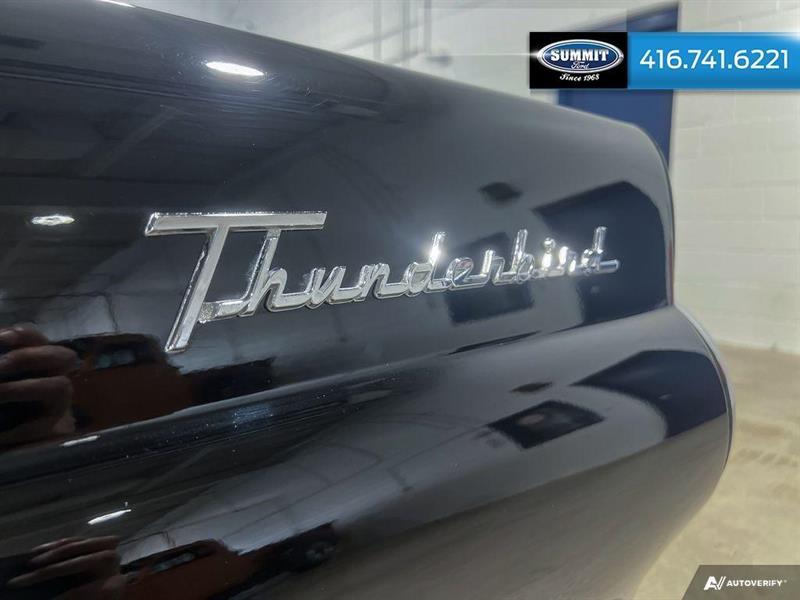 Ford Thunderbird 9