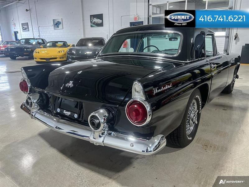 Ford Thunderbird 11