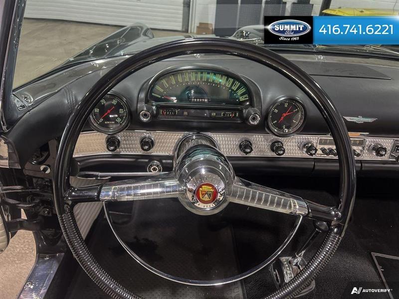 Ford Thunderbird 14