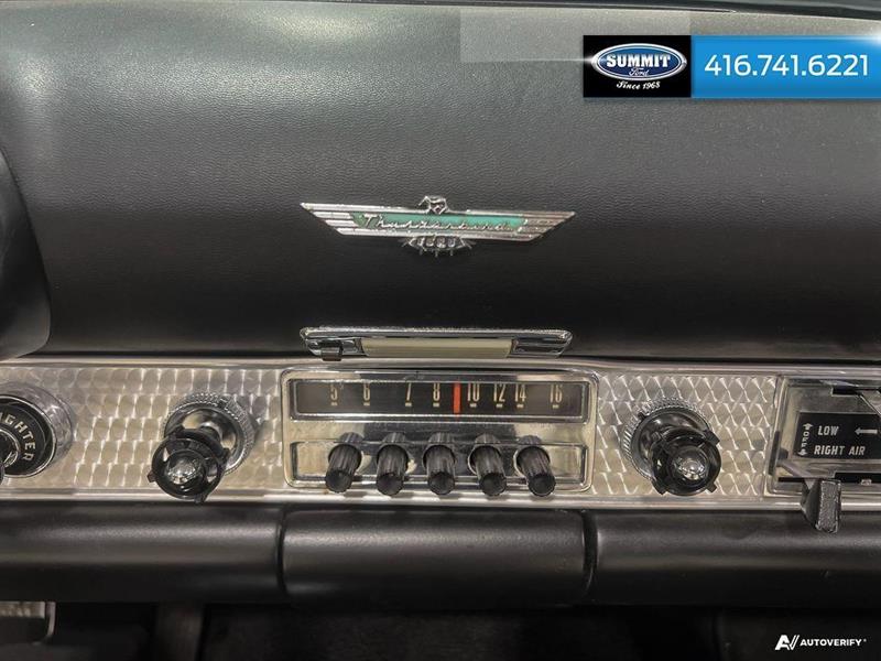 Ford Thunderbird 19