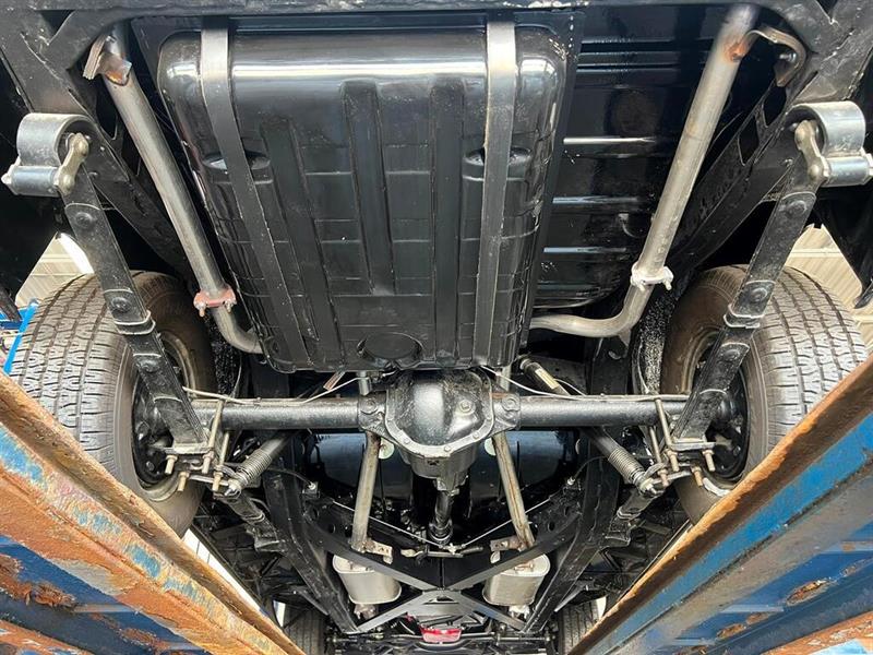 Ford Thunderbird 33