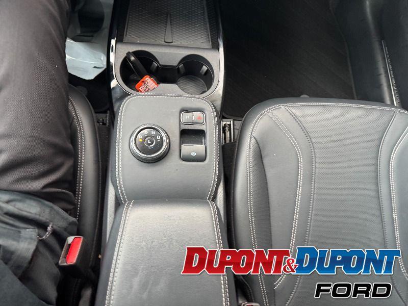 Ford Mustang Mach-e 32