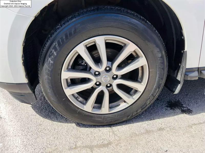Nissan Pathfinder 14