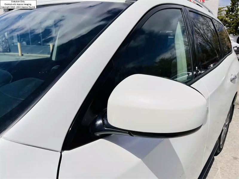Nissan Pathfinder 17