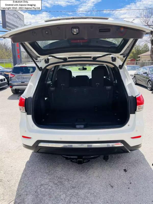 Nissan Pathfinder 22