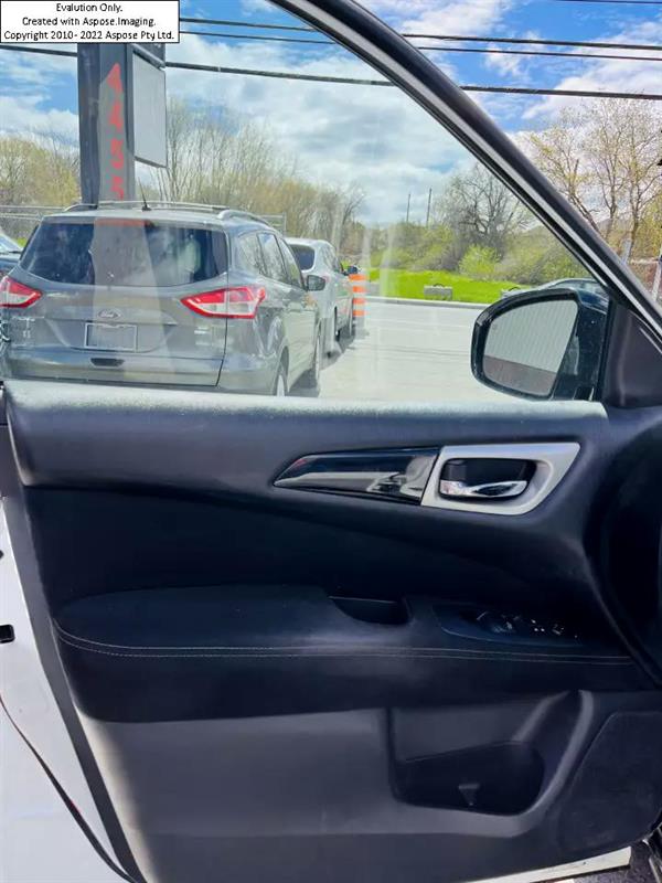 Nissan Pathfinder 23