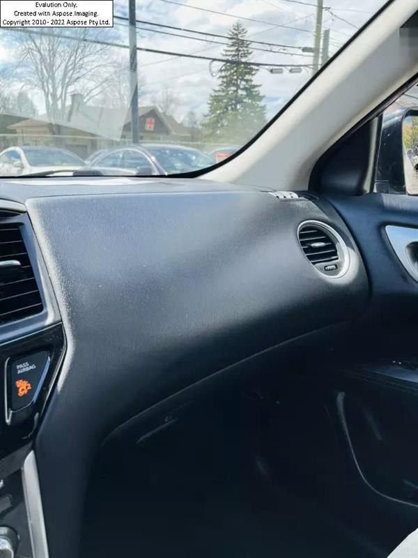 Nissan Pathfinder 33