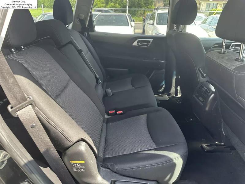 Nissan Pathfinder 26