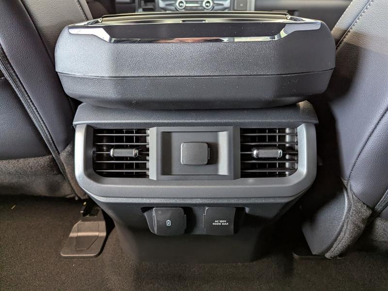 Ford F-150 32