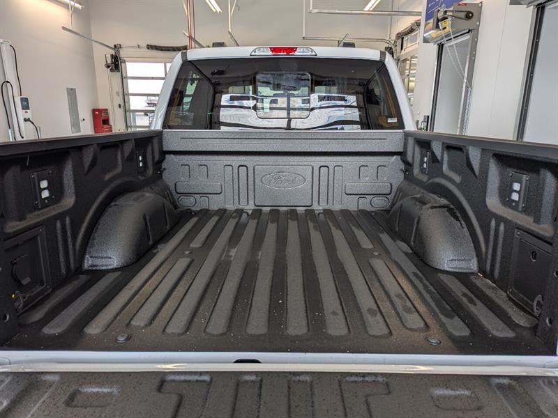 Ford F-150 33