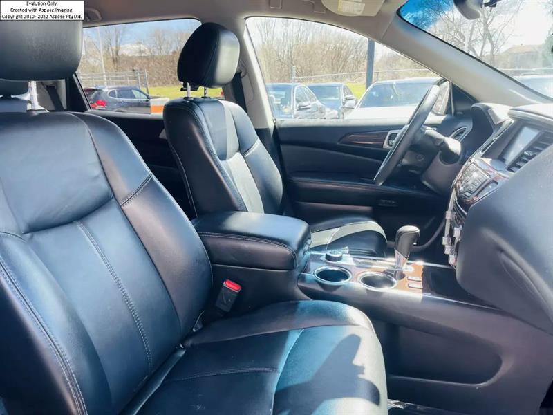 Nissan Pathfinder 16